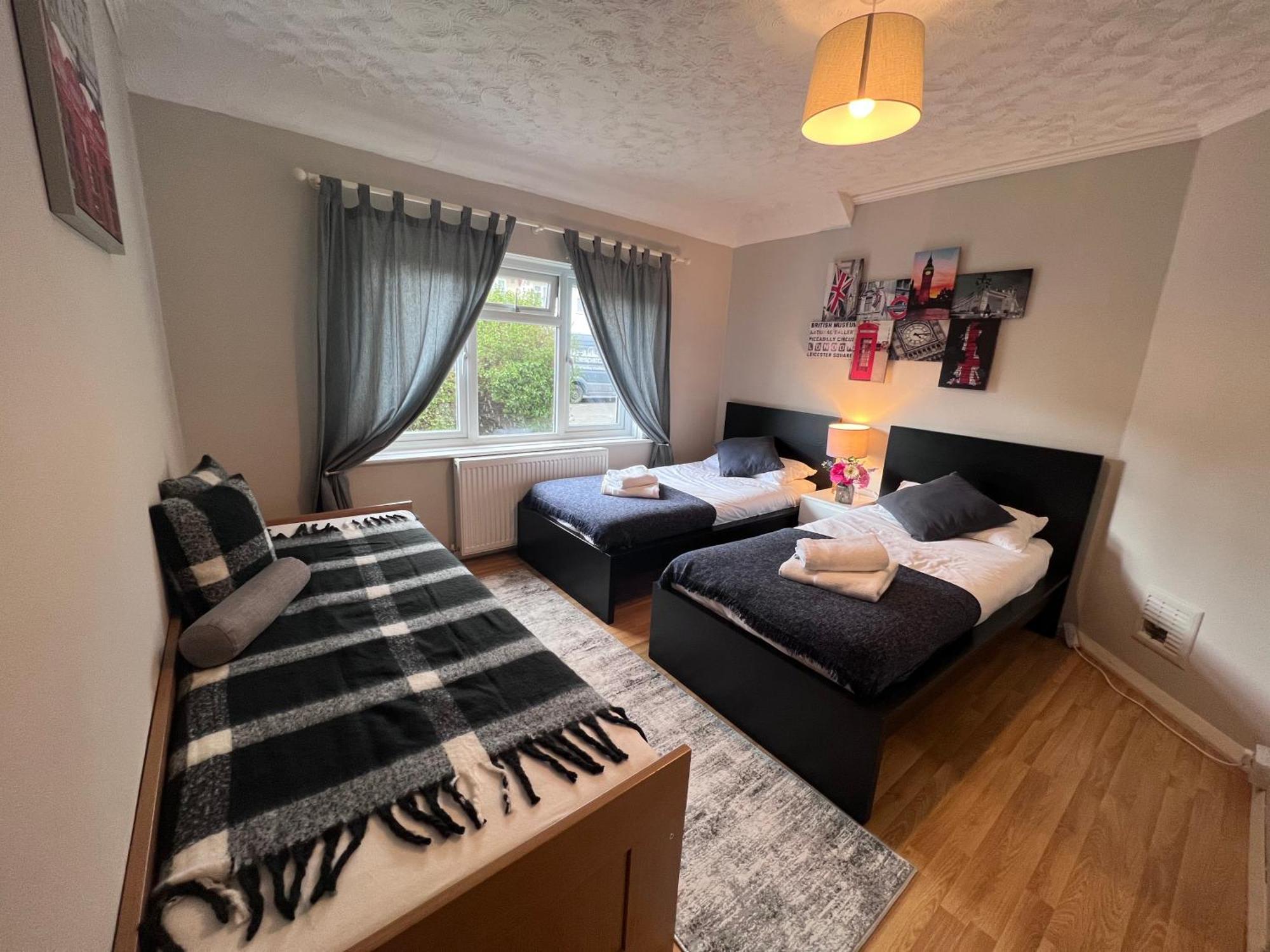 Croydon Apartment With Parking Londyn Zewnętrze zdjęcie